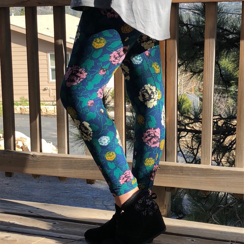🦄Lularoe OS Leggings